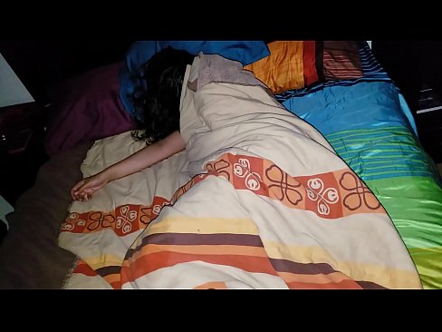 ❤️ Figliastro che rimprovera la sua giovane matrigna mentre lei dorme ️❌ Pornoal it.ixiporn-com.ru ❌